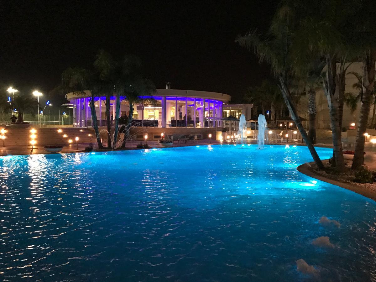 Dubaivillage Camposano Eksteriør billede